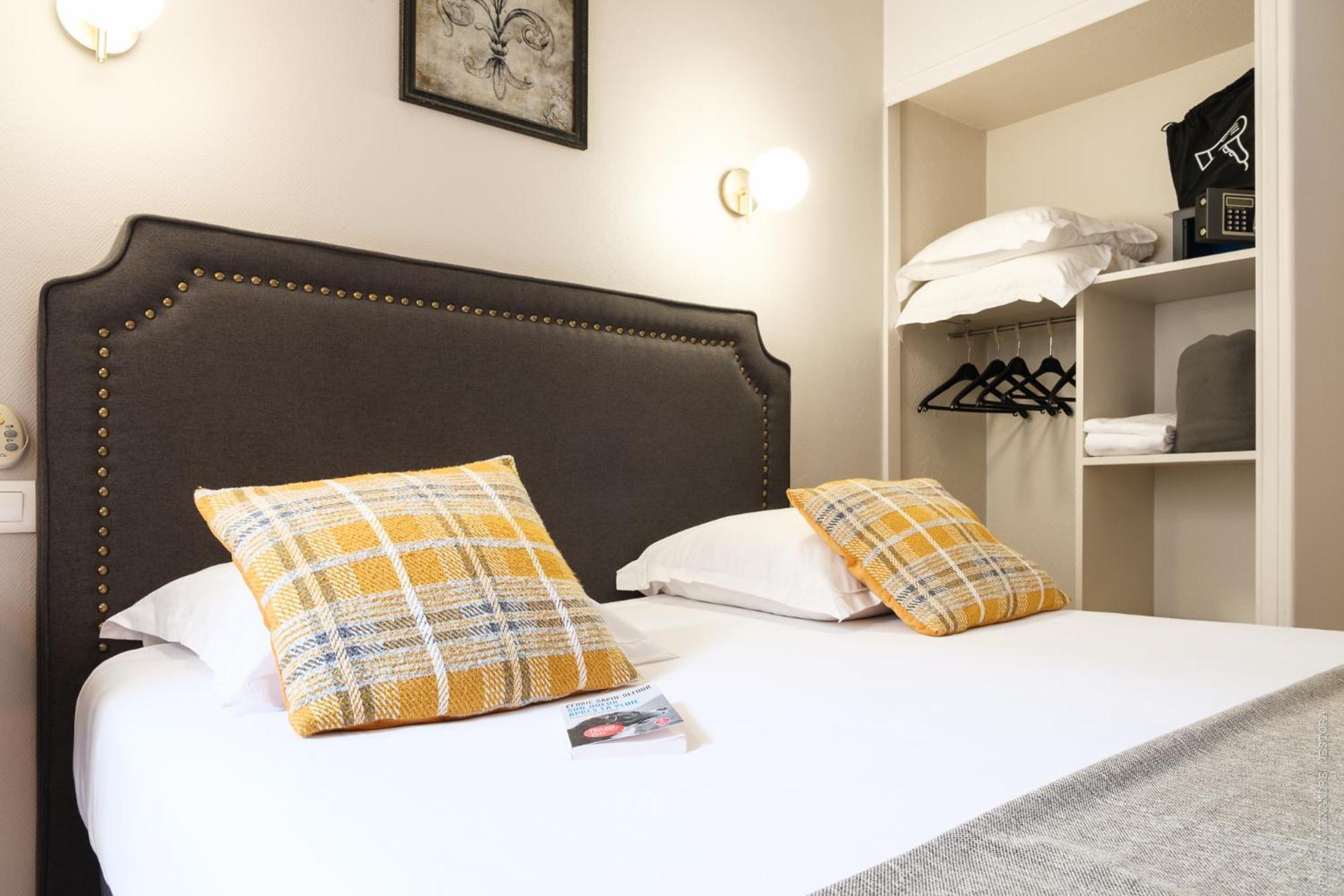A L'Hotel Des Roys Βερσαλλίες Εξωτερικό φωτογραφία